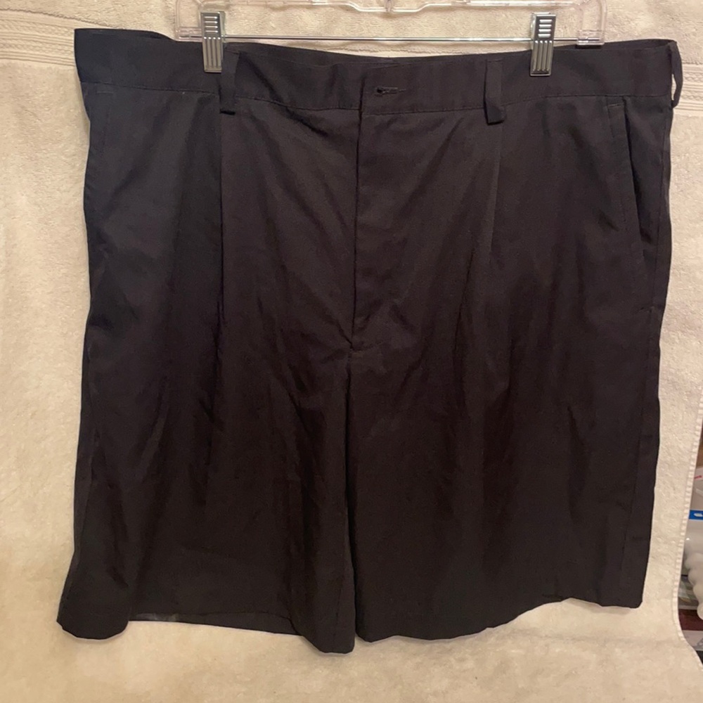 Black Nike FIT-DRY Golf Shorts Size 40